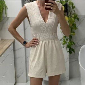 Zara Ecru Cream Lace Boho Textured V Neckline Tie Playsuit Romper
